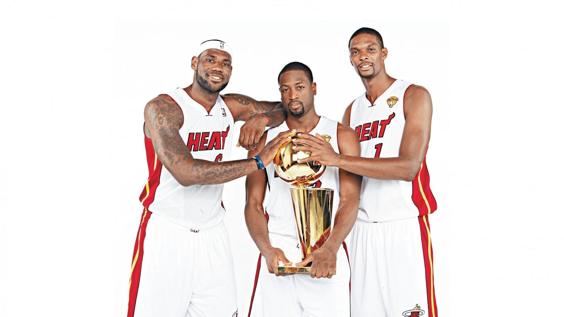 女篮联赛总决赛G3广东女篮主场扳回一城 将总比分改写为1比2保留悬念